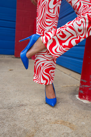 
            
                Load image into Gallery viewer, Royal Blue Heels
            
        