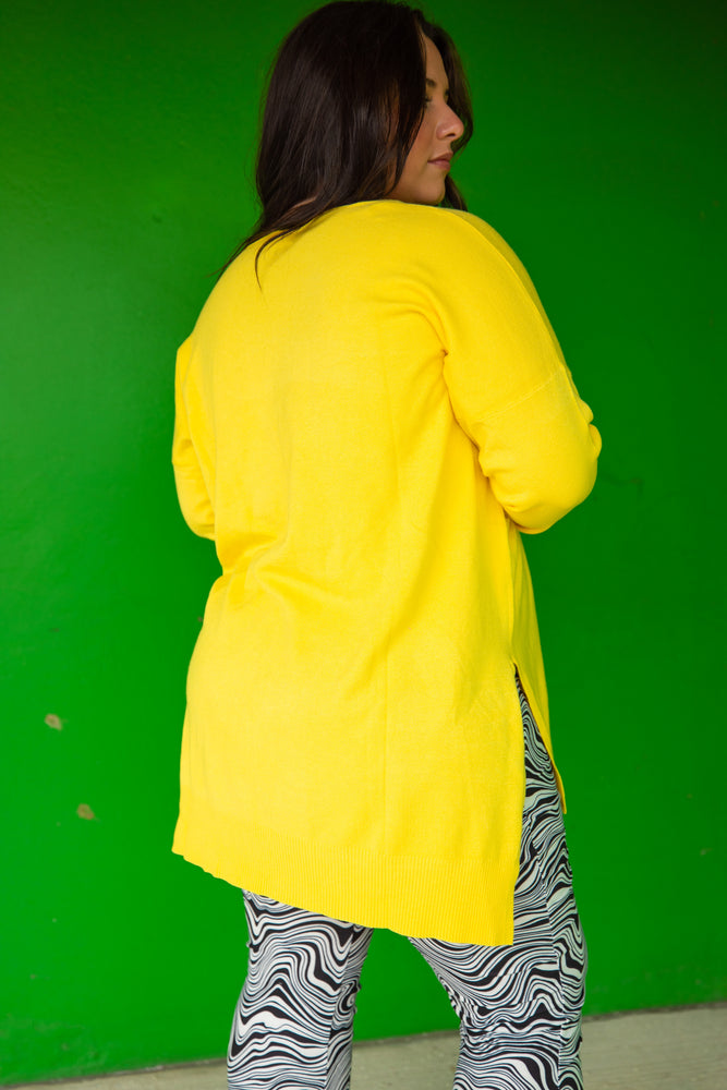 
            
                Load image into Gallery viewer, Daisy Yellow Sweater *Extended Sizes
            
        
